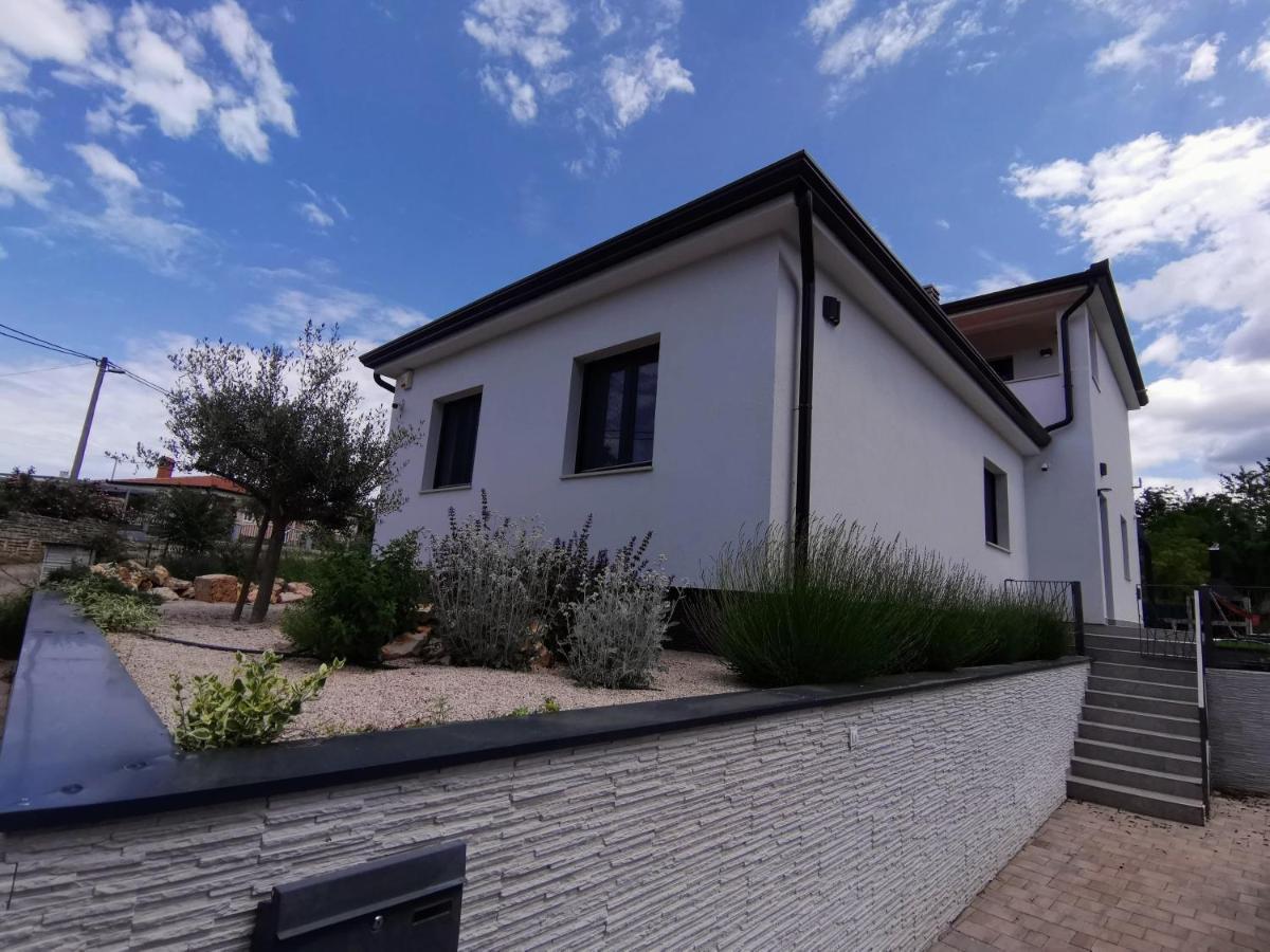 Villa Oliva Umago Exterior foto